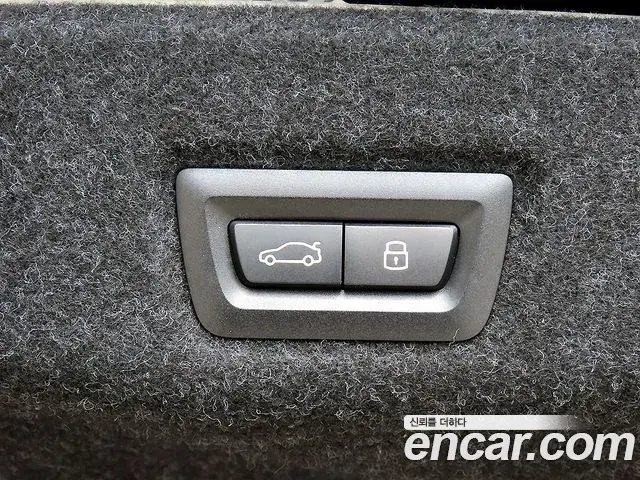 BMW 5 Series 2025 — Фото 16/20