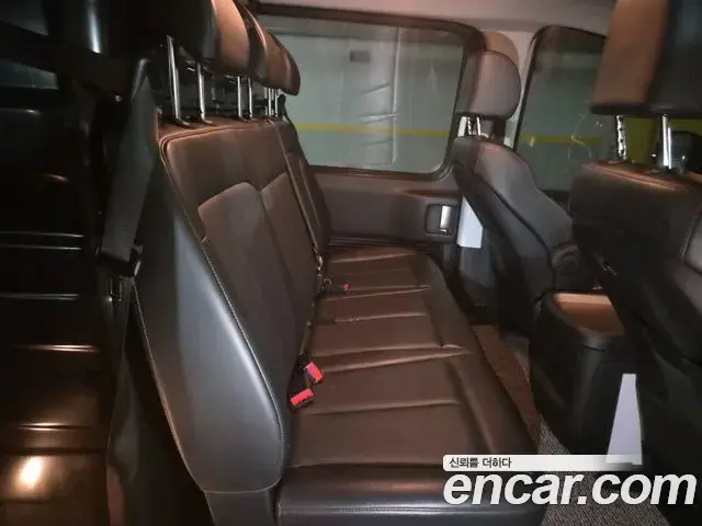 Hyundai Staria 2022 — Фото 10/19
