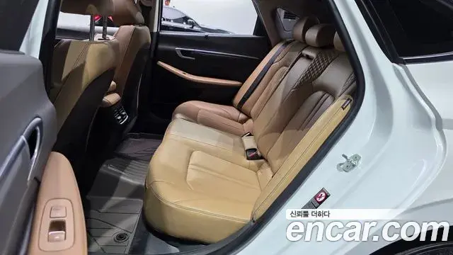 Hyundai Sonata 2020 — Фото 11/20