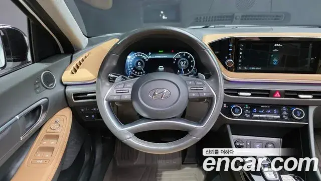 Hyundai Sonata 2020 — Фото 13/20
