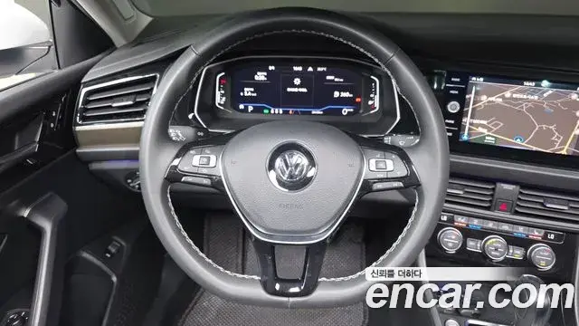 Volkswagen Jetta 2021 — Photo 26/33