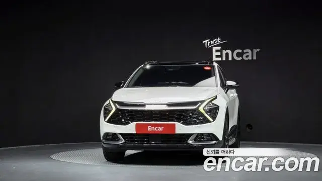 Kia Sportage 2022 — Фото 3/20