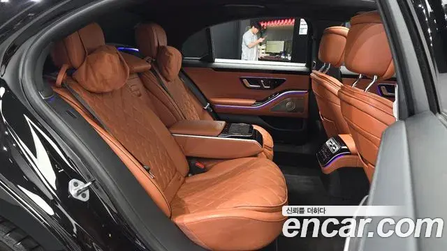 Mercedes-Benz S-Class 2023 — Фото 12/20
