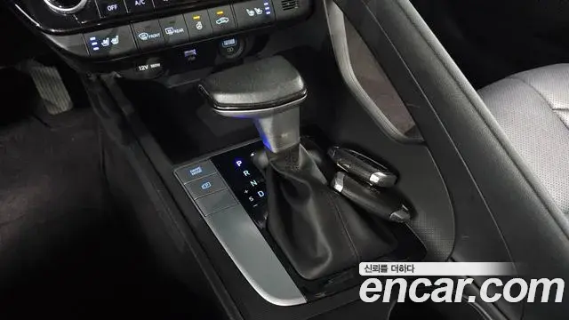 Hyundai Avante 2023 — Фото 8/20