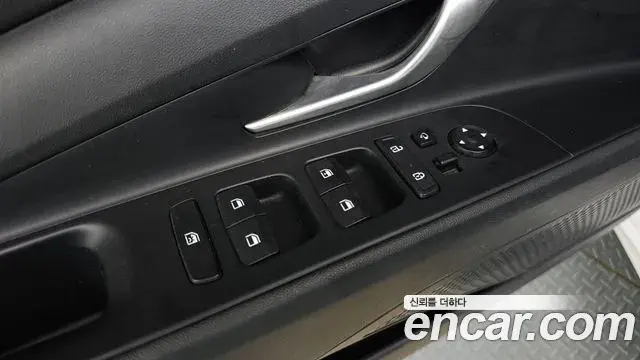 Hyundai Avante 2023 — Фото 17/20