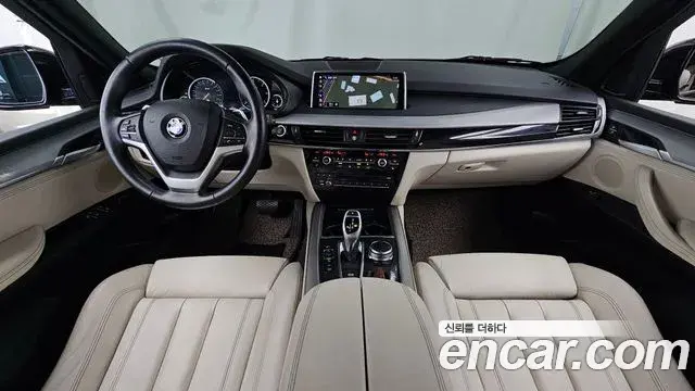 BMW X5 2018 — Фото 7/20