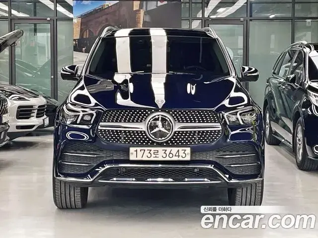 Mercedes-Benz GLE-Class 2020 — Фото 2/20