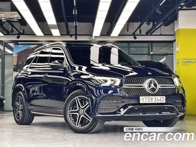 Mercedes-Benz GLE-Class 2020 — Фото 19/20