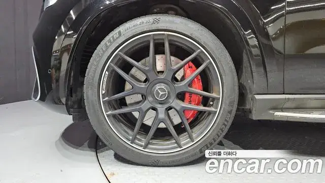 Mercedes-Benz GLE-Class 2021 — Фото 5/20