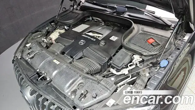 Mercedes-Benz GLE-Class 2021 — Фото 6/20