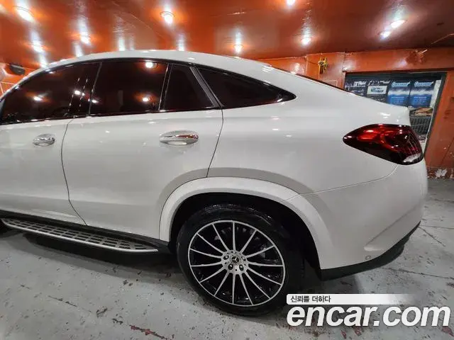 Mercedes-Benz GLE-Class 2022 — Фото 2/12
