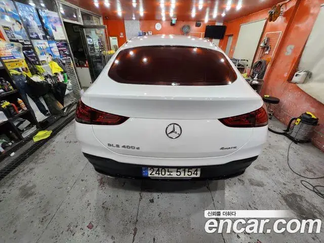 Mercedes-Benz GLE-Class 2022 — Фото 11/12