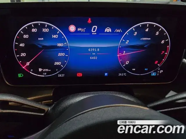 Mercedes-Benz GLC-Class 2025 — Photo 12/19
