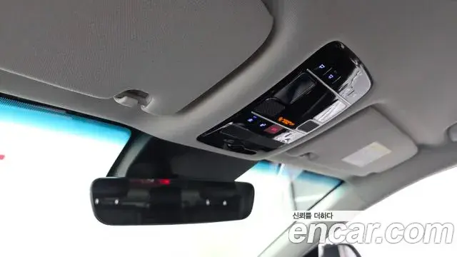 Hyundai Grandeur 2022 — Фото 17/20