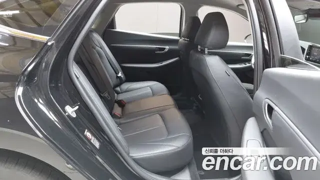 Hyundai Sonata 2022 — Фото 12/20