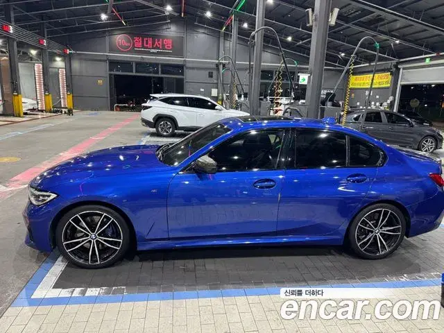 BMW 3 Series 2019 — Фото 2/17