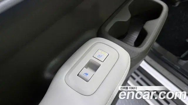 Hyundai Santa Fe 2023 — Фото 20/20