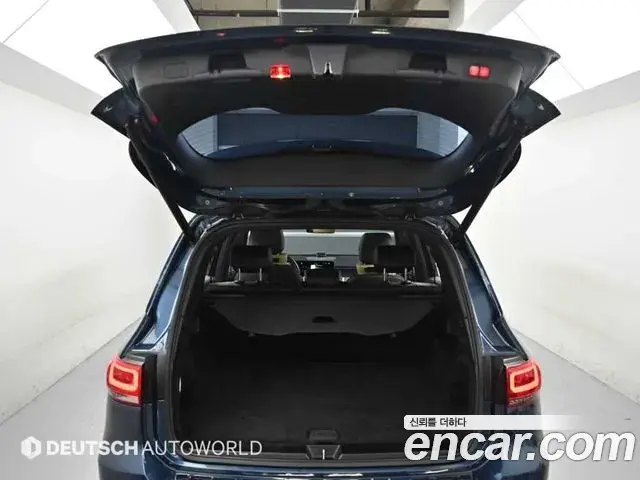 Mercedes-Benz GLB-Class 2020 — Фото 19/20