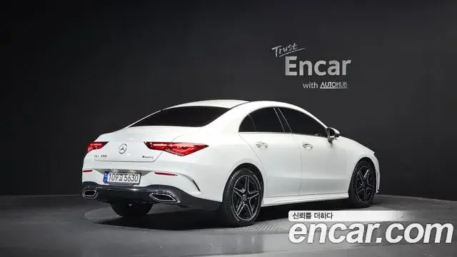 Mercedes-Benz CLA-Class 2023 — Фото 2/20