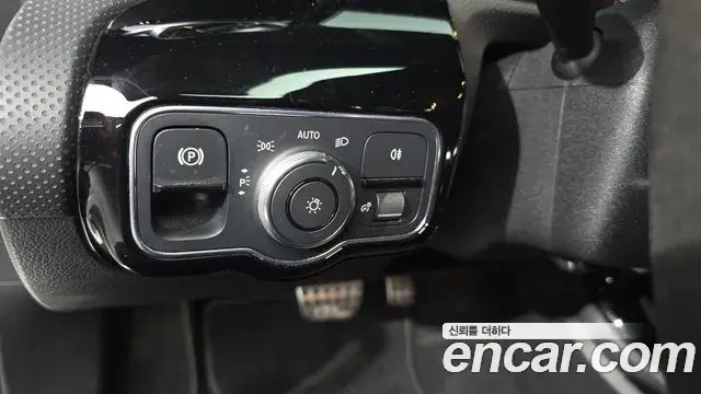 Mercedes-Benz CLA-Class 2021 — Фото 20/20
