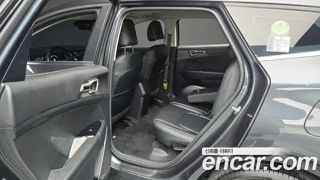 Kia Sportage 2021 — Фото 10/20
