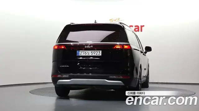 Kia Carnival 2023 — Фото 4/20