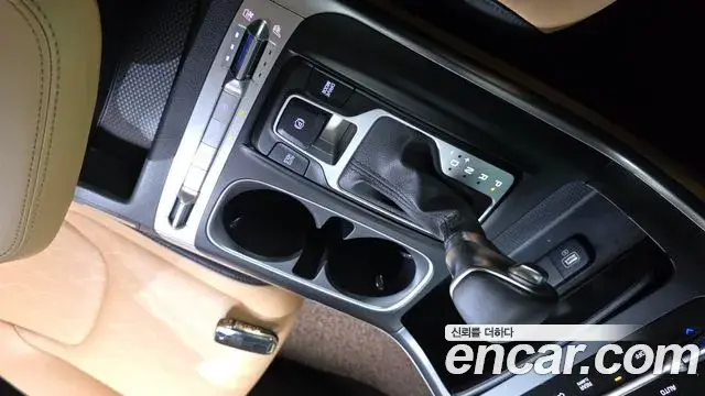 Kia Carnival 2023 — Фото 9/20
