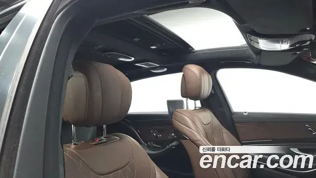 Mercedes-Benz S-Class 2018 — Фото 17/20
