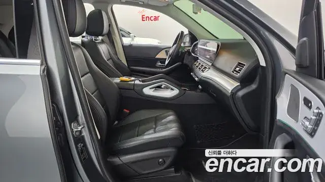 Mercedes-Benz GLE-Class 2020 — Фото 12/20