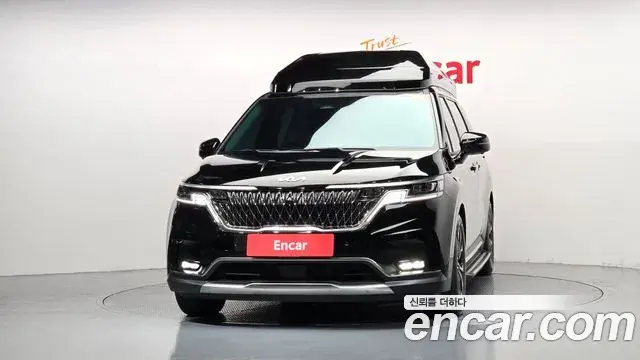 Kia Carnival 2023 — Фото 2/20
