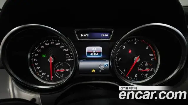 Mercedes-Benz GLE-Class 2018 — ფოტო 10/34