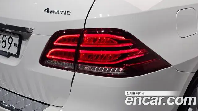 Mercedes-Benz GLE-Class 2018 — ფოტო 8/34