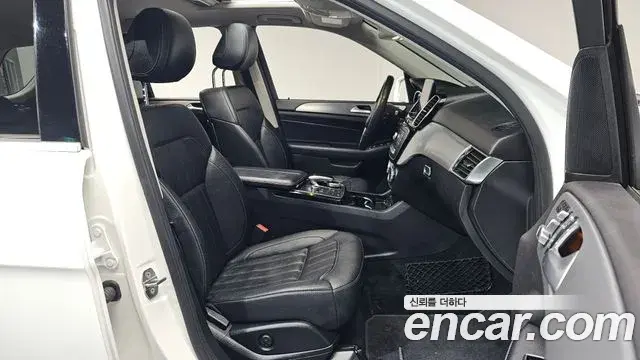 Mercedes-Benz GLE-Class 2018 — ფოტო 5/34