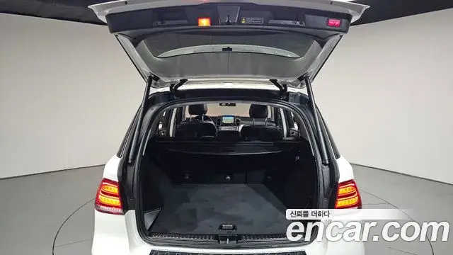 Mercedes-Benz GLE-Class 2018 — ფოტო 34/34
