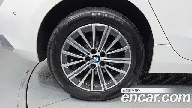 BMW 2 Series Active Tourer 2023 — Photo 3/34