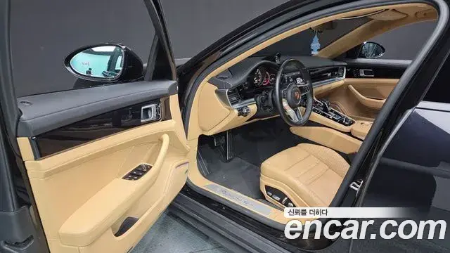 Porsche Panamera 2018 — Фото 10/20