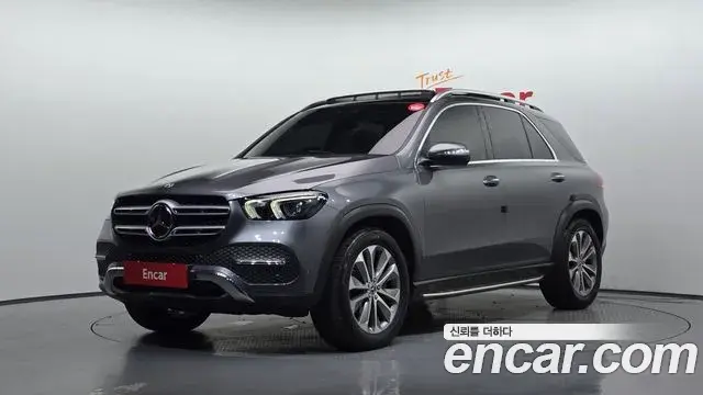 Mercedes-Benz GLE-Class 2021 — Фото 1/20
