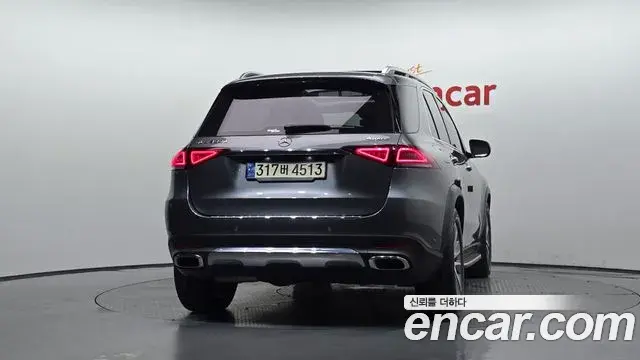 Mercedes-Benz GLE-Class 2021 — Фото 4/20