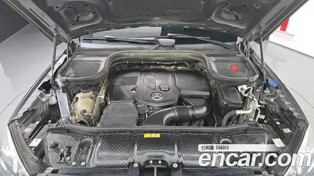 Mercedes-Benz GLE-Class 2021 — Фото 6/20