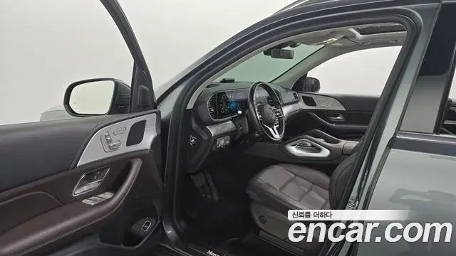 Mercedes-Benz GLE-Class 2021 — Фото 10/20