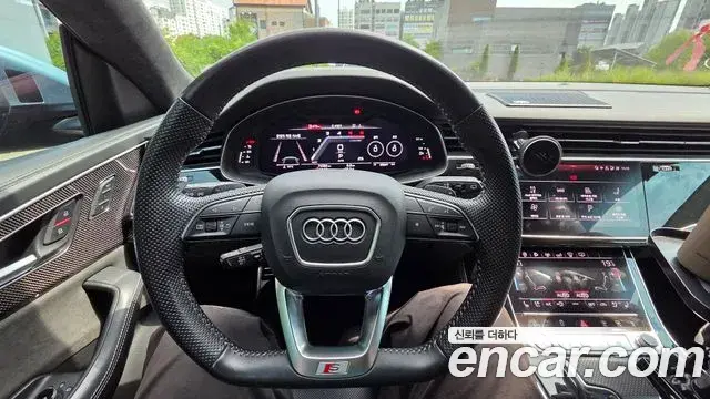 Audi Q7 2020 — Фото 8/11