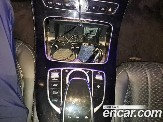 Mercedes-Benz E-Class 2019 — Фото 16/20