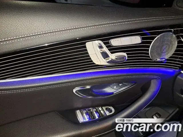 Mercedes-Benz E-Class 2019 — Фото 20/20