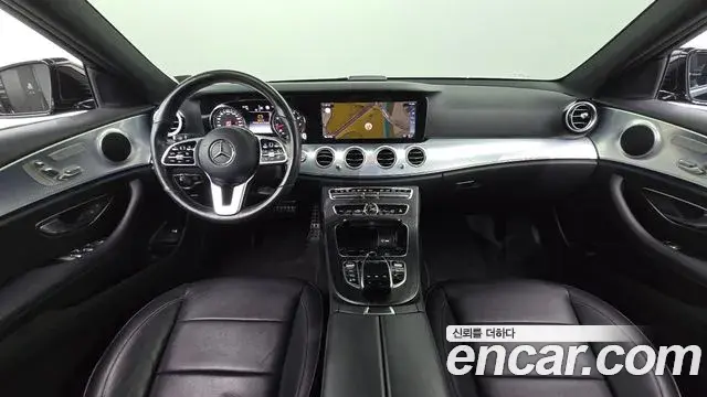 Mercedes-Benz E-Class 2019 — Фото 7/20