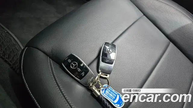 Mercedes-Benz E-Class 2019 — Фото 15/20