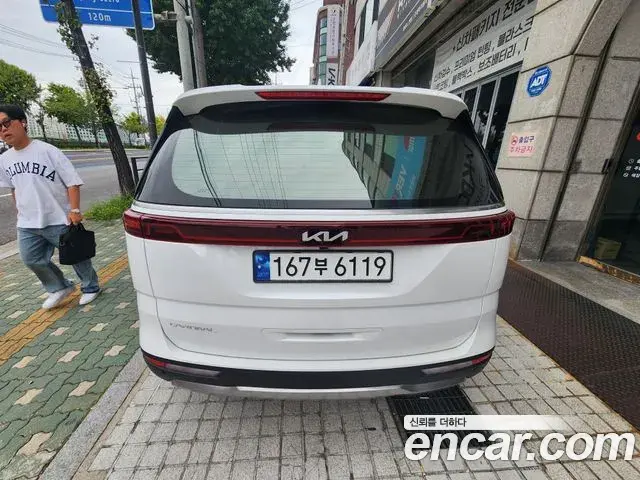 Kia Carnival 2023 — Фото 4/19