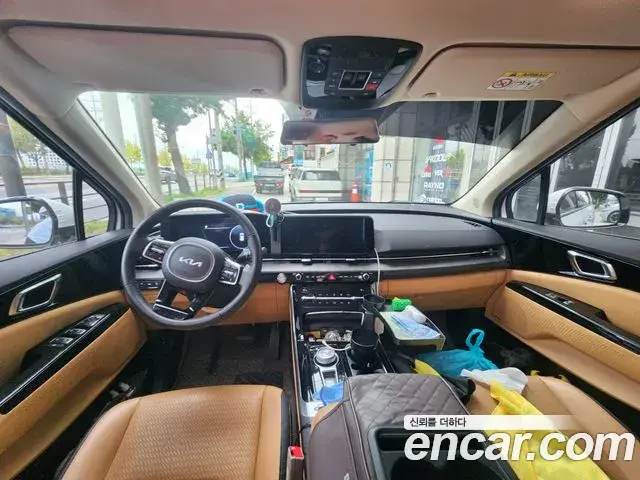 Kia Carnival 2023 — Фото 7/19