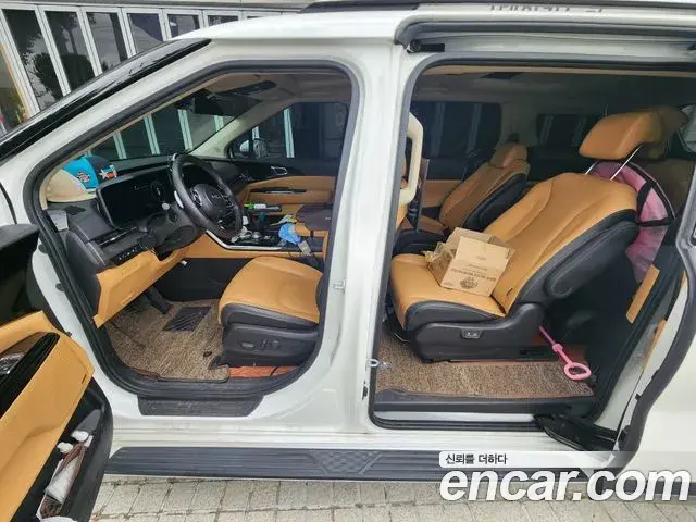 Kia Carnival 2023 — Фото 10/19