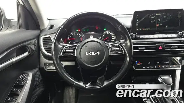 Kia Seltos 2022 — Şəkil 1/20