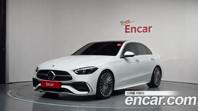 Mercedes-Benz C-Class 2023 — Фото 1/20
